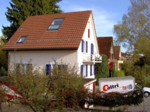 2272.resize_to.480x480